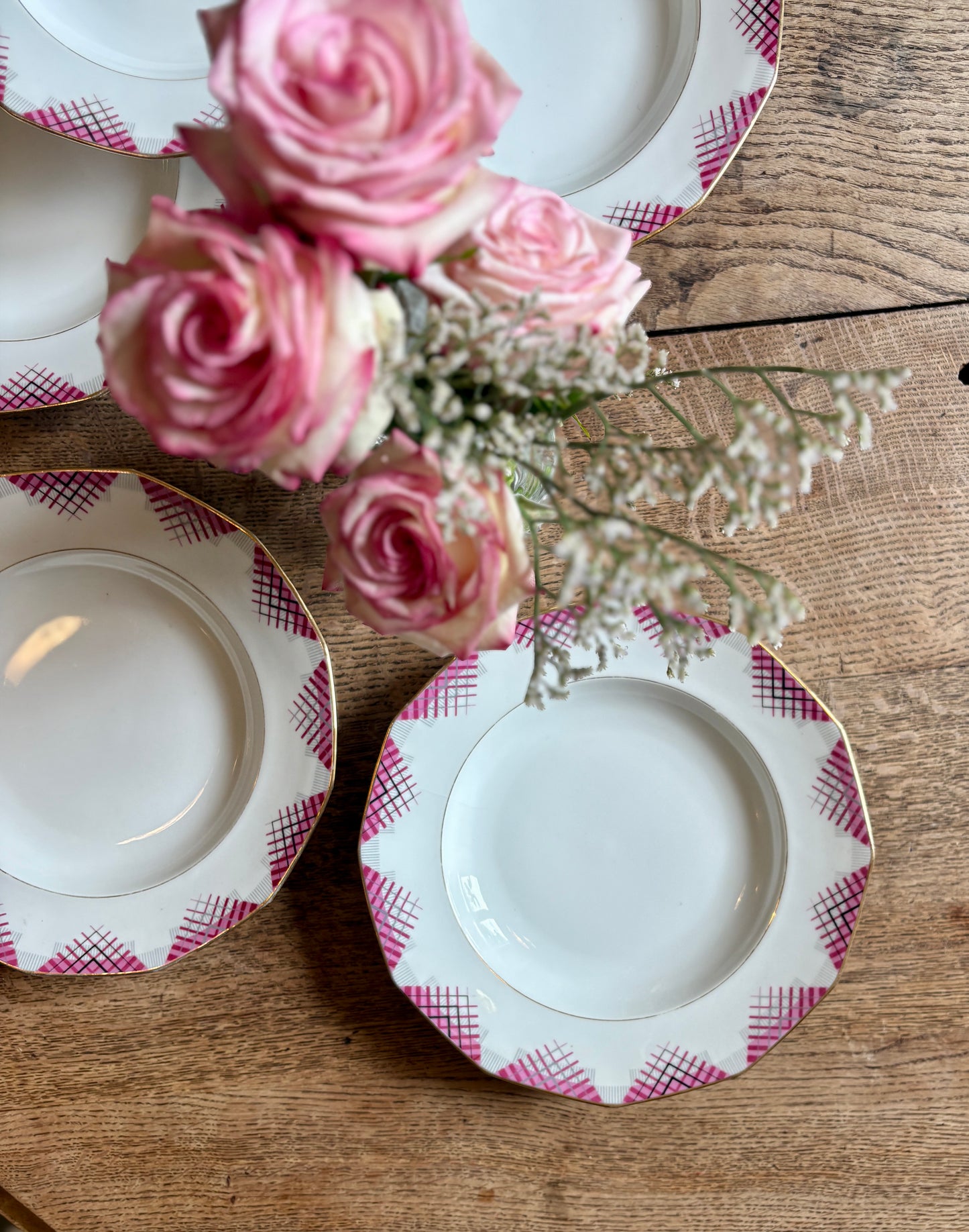 Lot de 6 assiettes creuses vintage en porcelaine