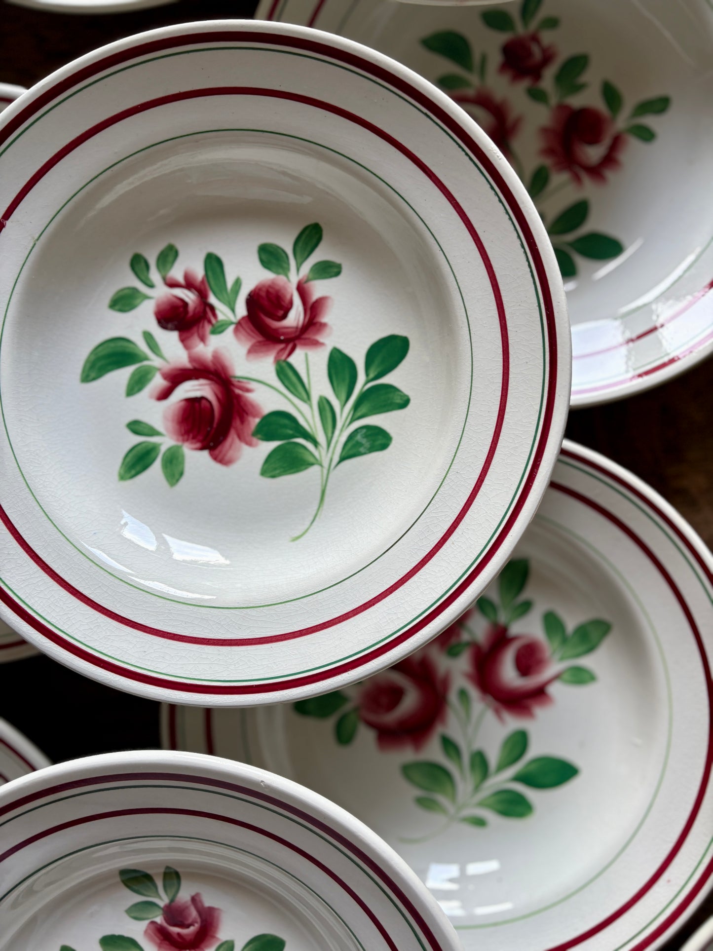 Lot de 12 assiettes creuses vintage - Les Roses -