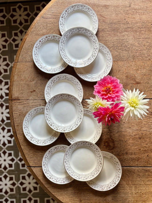 Lot de 11 assiettes à dessert vintage Sarreguemines en porcelaine opaque