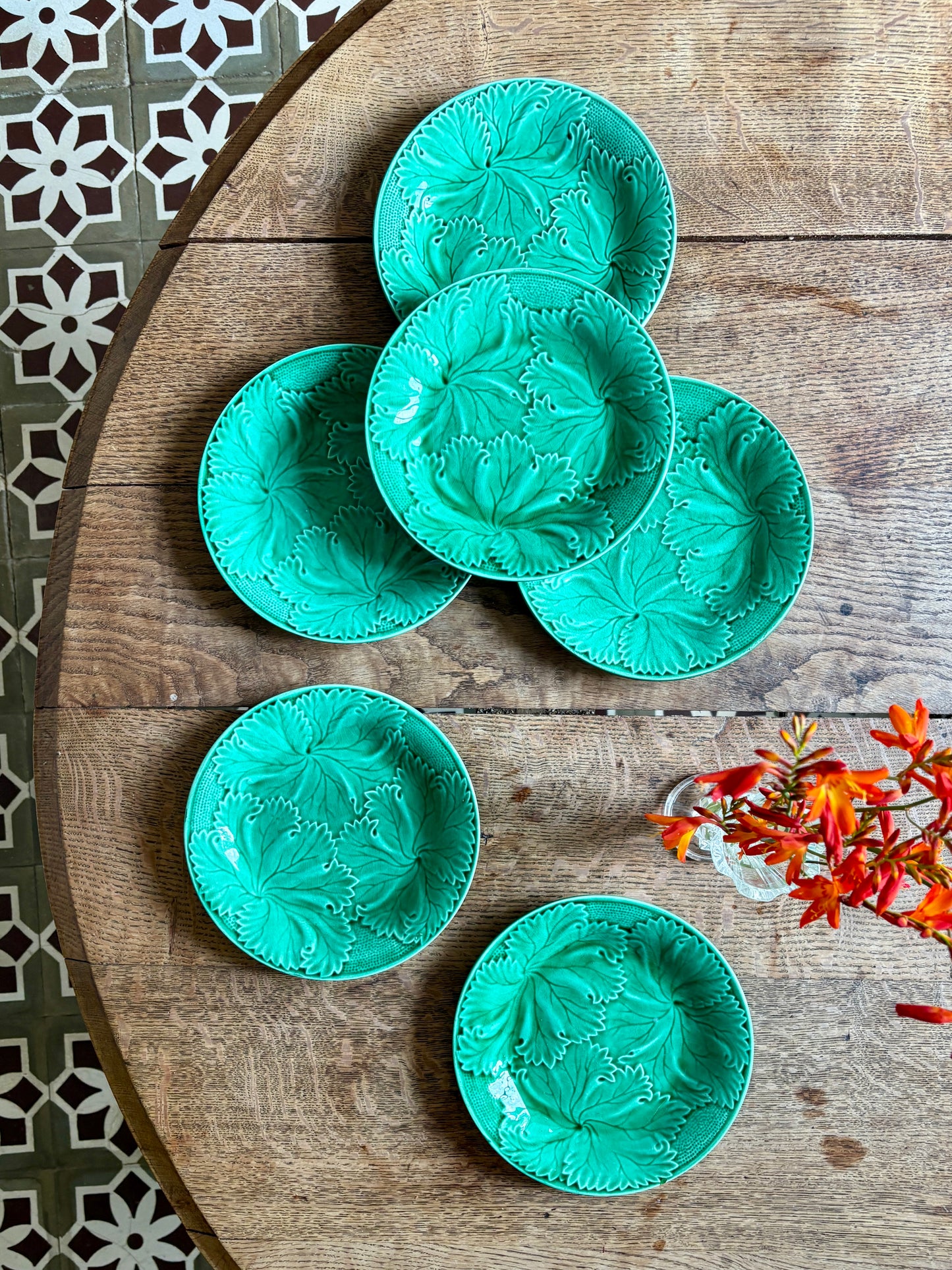 Lot de 6 assiettes vintage en faïence verte