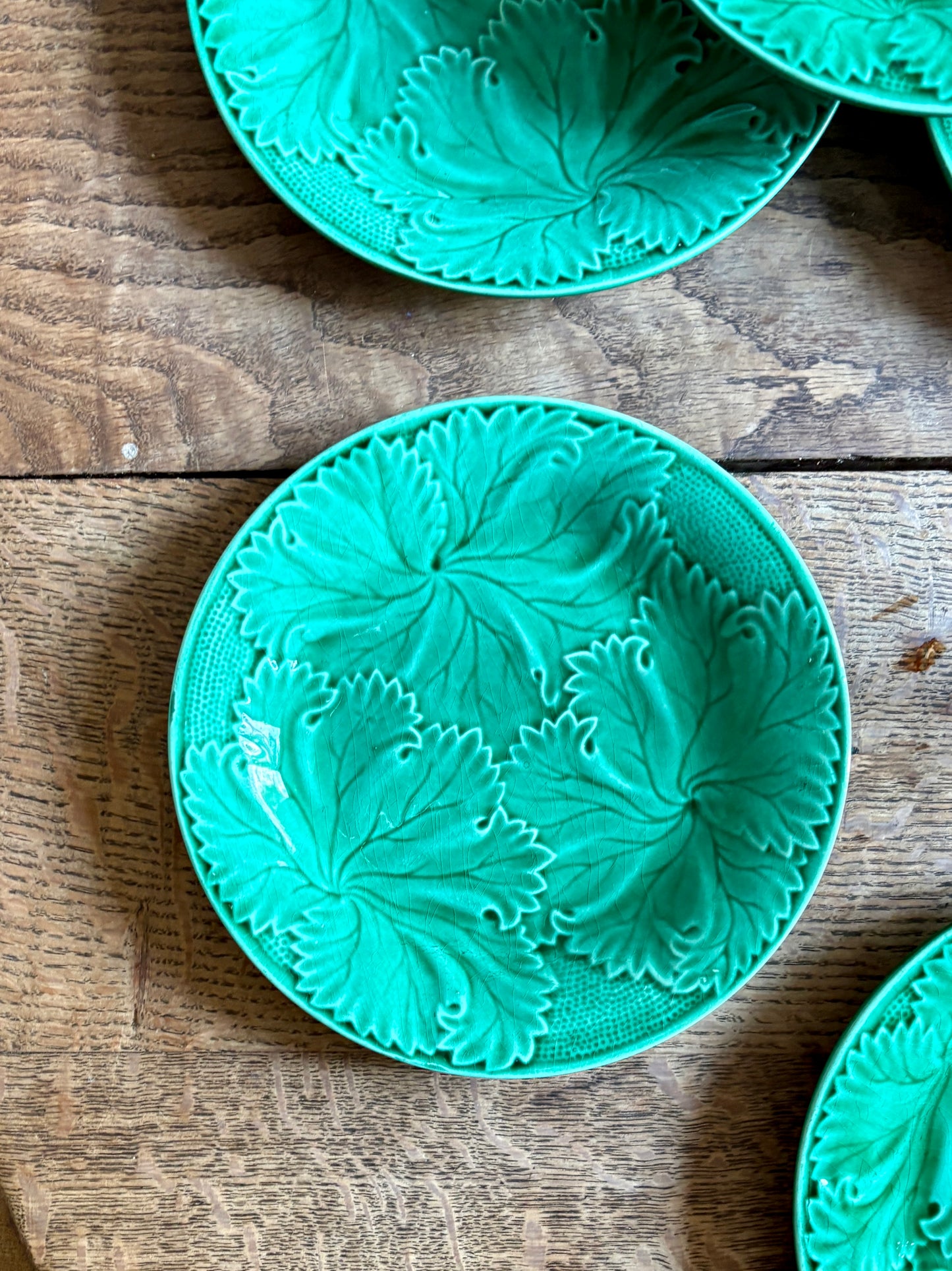 Lot de 6 assiettes vintage en faïence verte
