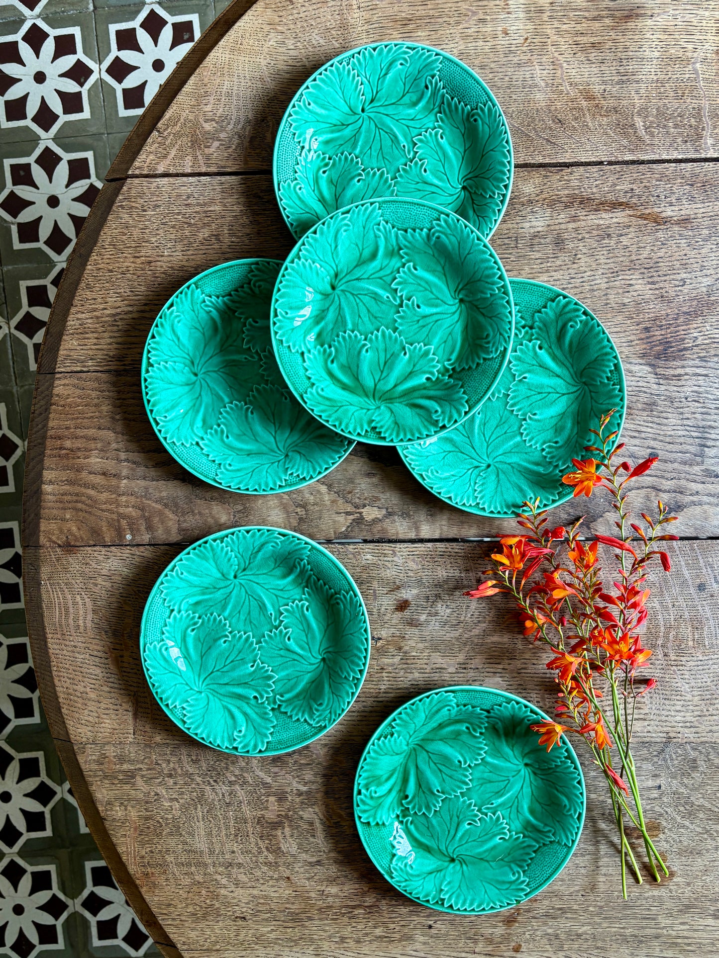 Lot de 6 assiettes vintage en faïence verte