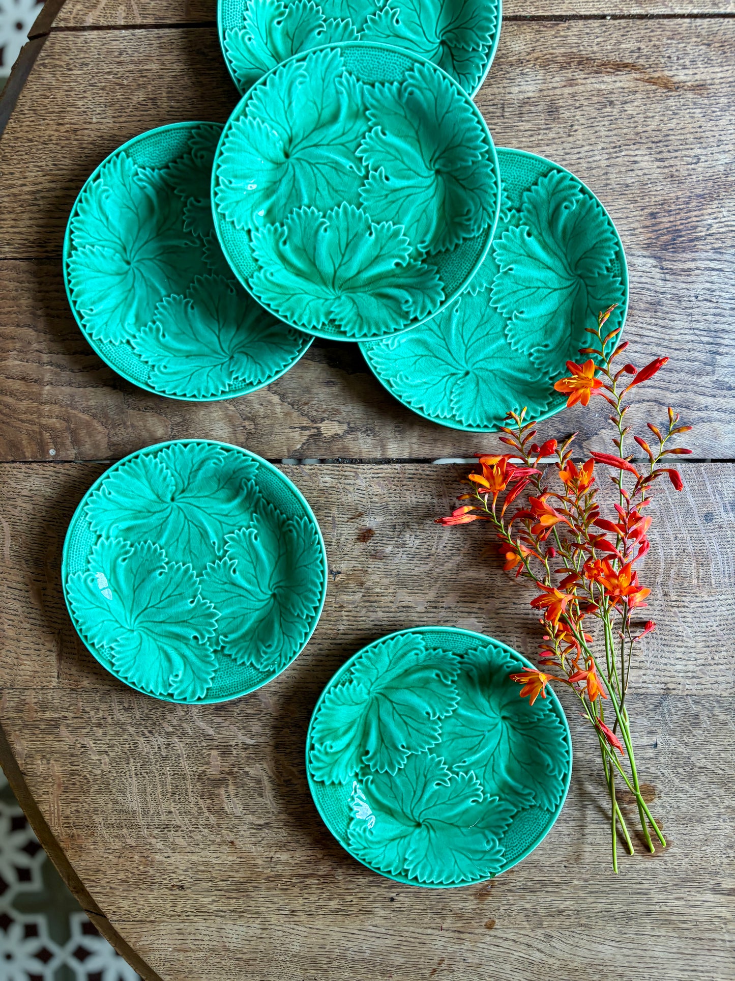 Lot de 6 assiettes vintage en faïence verte