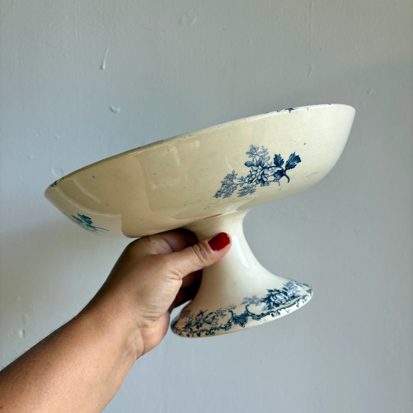 Compotier ancien en terre de fer - Modèle L'Oréal de Boulanger