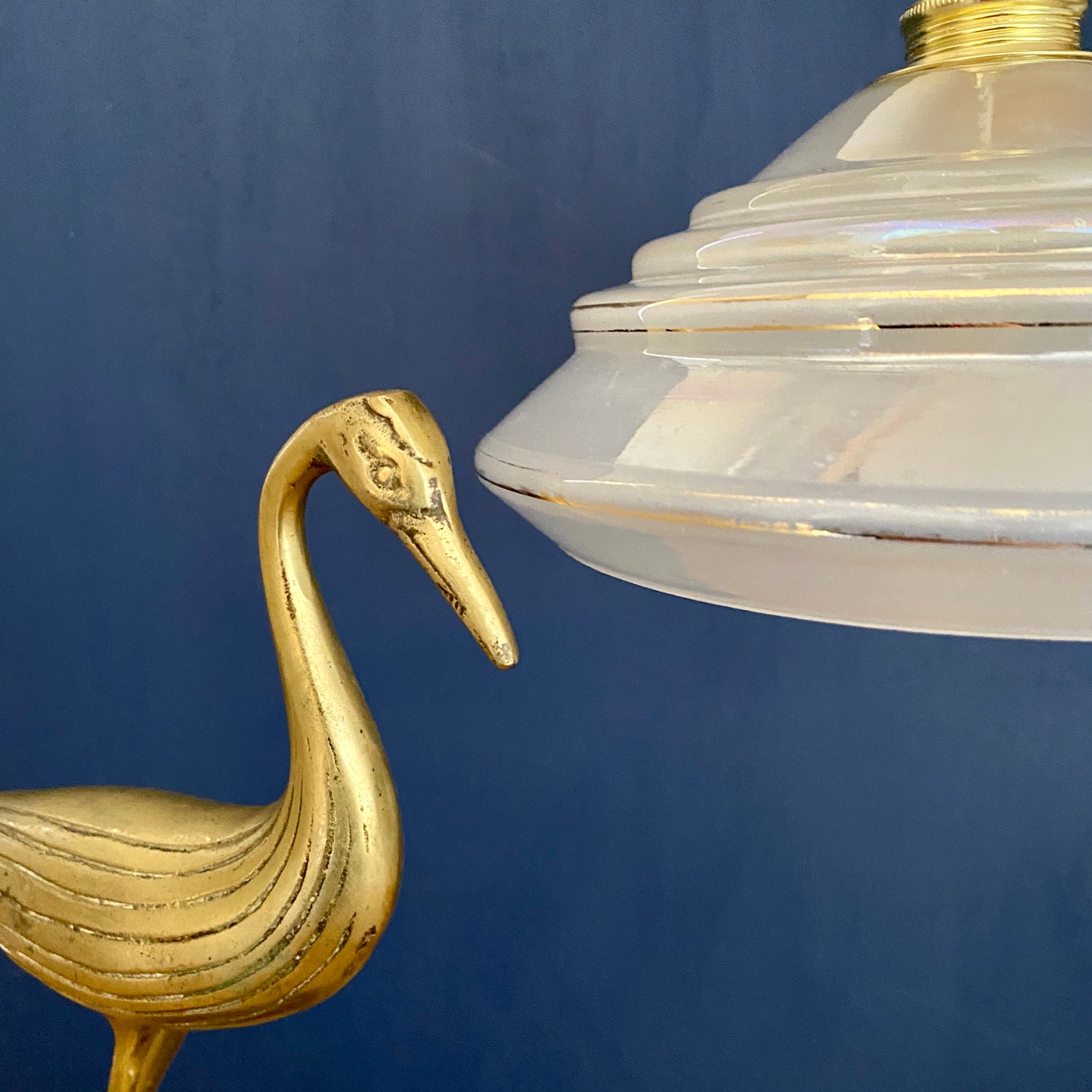 Suspension abat-jour vintage en verre nacré