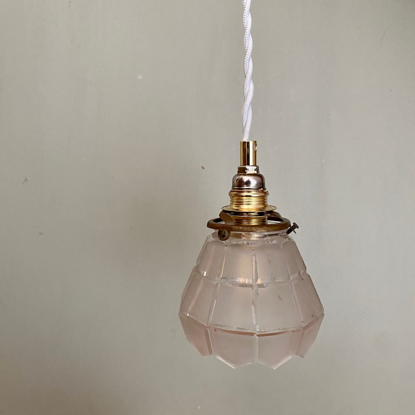 Baladeuse tulipe vintage art déco en verre dépoli