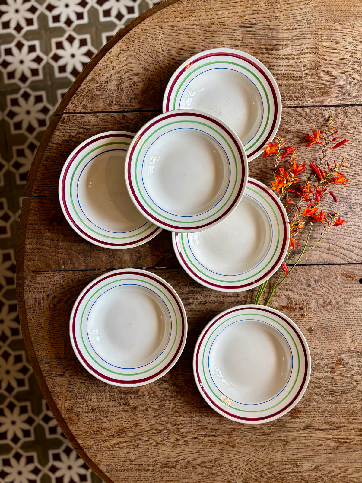 Lot de 6 assiettes creuses vintage, modèles Gildas