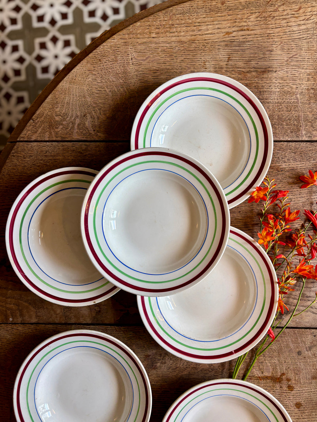 Lot de 6 assiettes creuses vintage, modèles Gildas