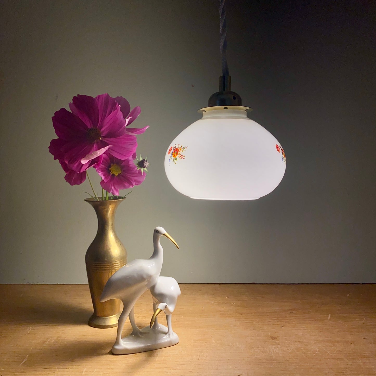 Suspension opaline blanche