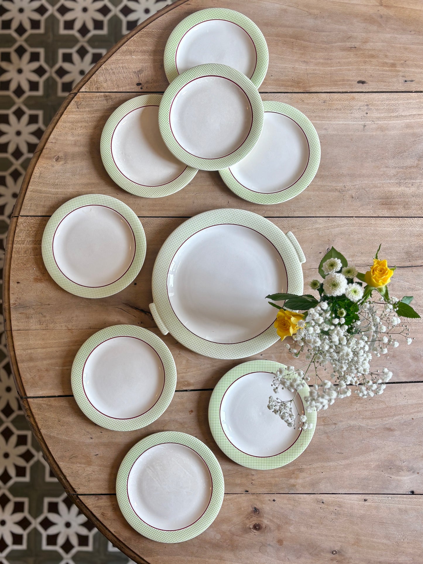 Service à dessert, gâteaux Isoard de Salins