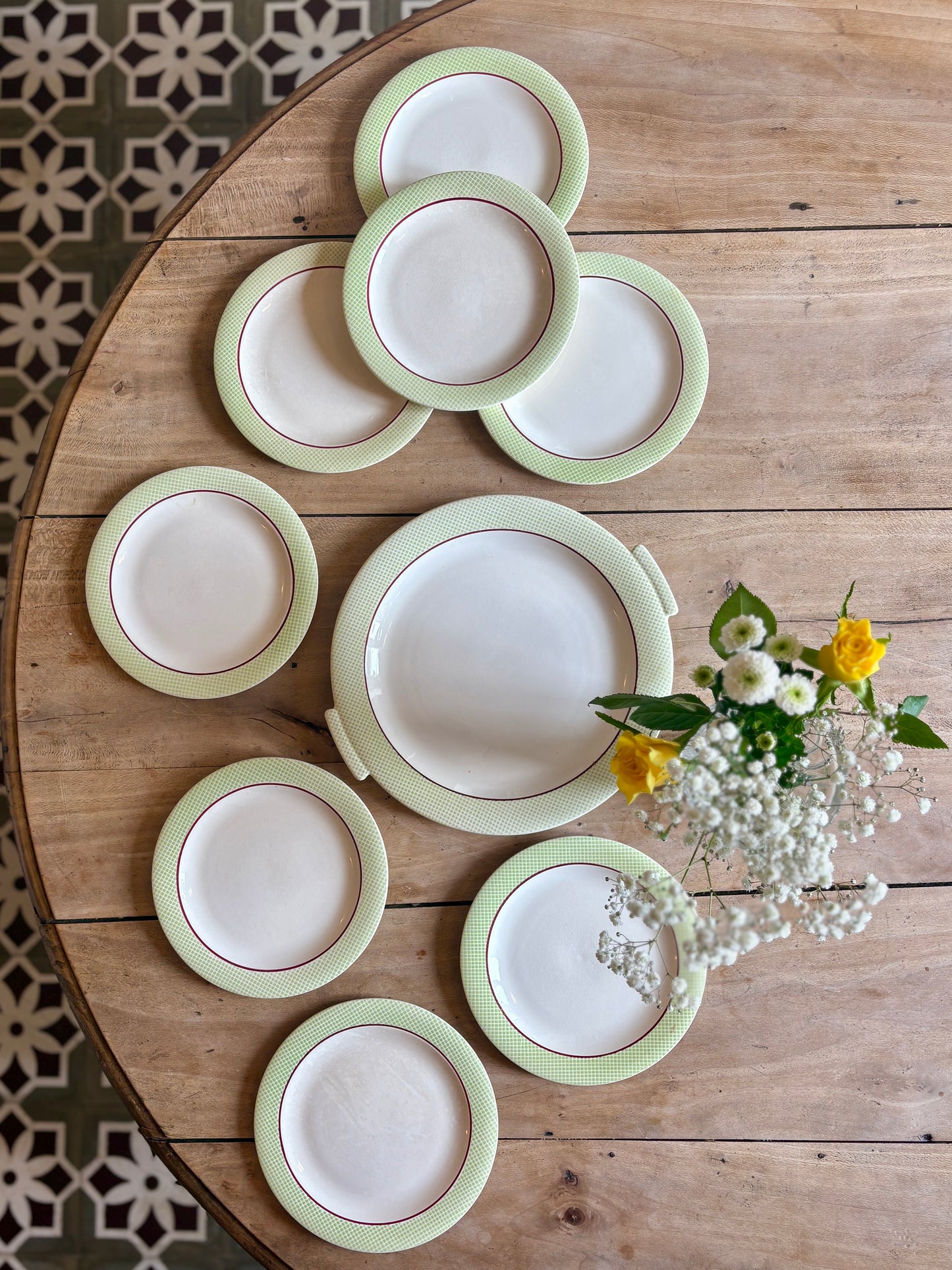 Service à dessert, gâteaux Isoard de Salins