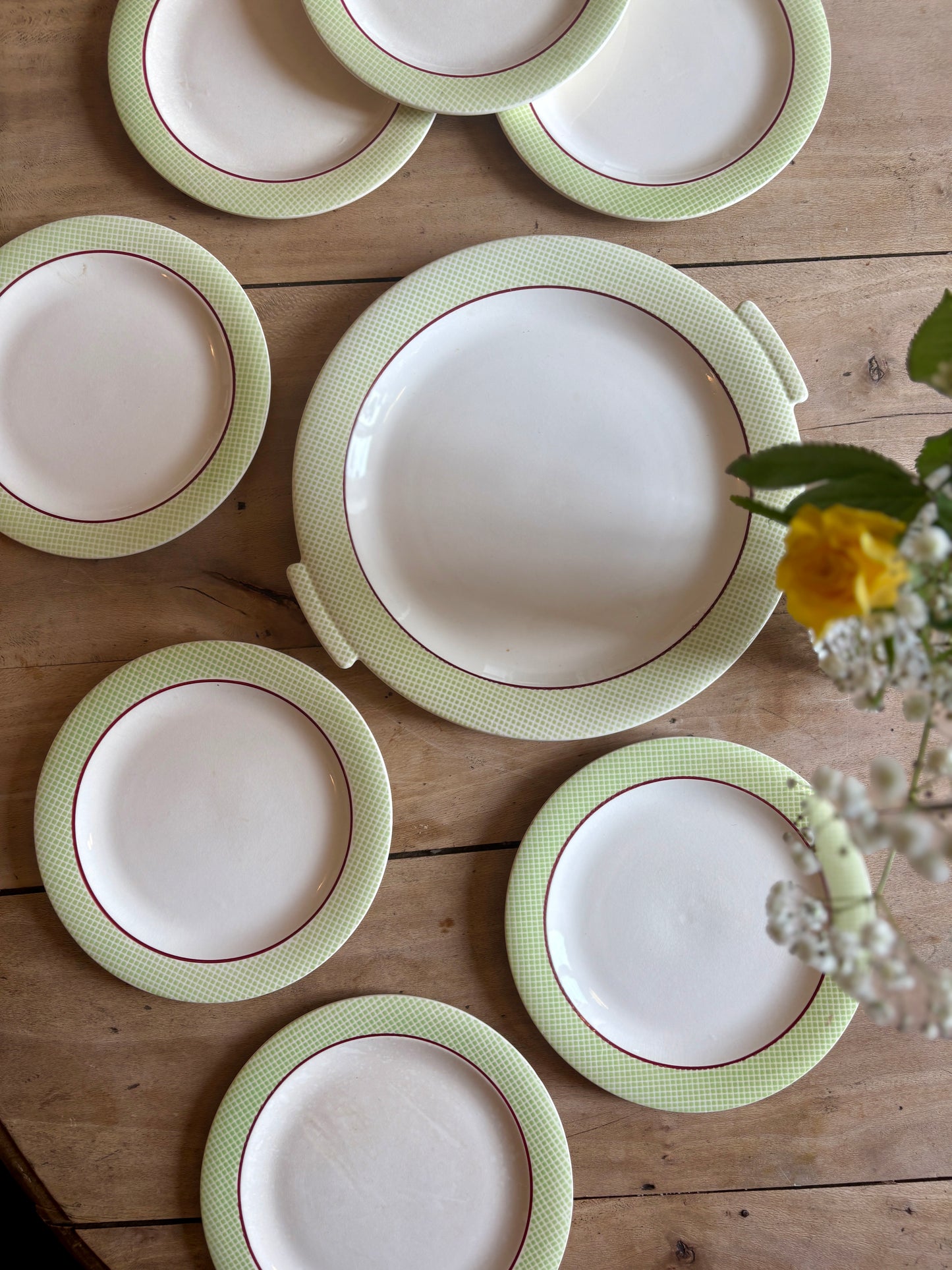 Service à dessert, gâteaux Isoard de Salins