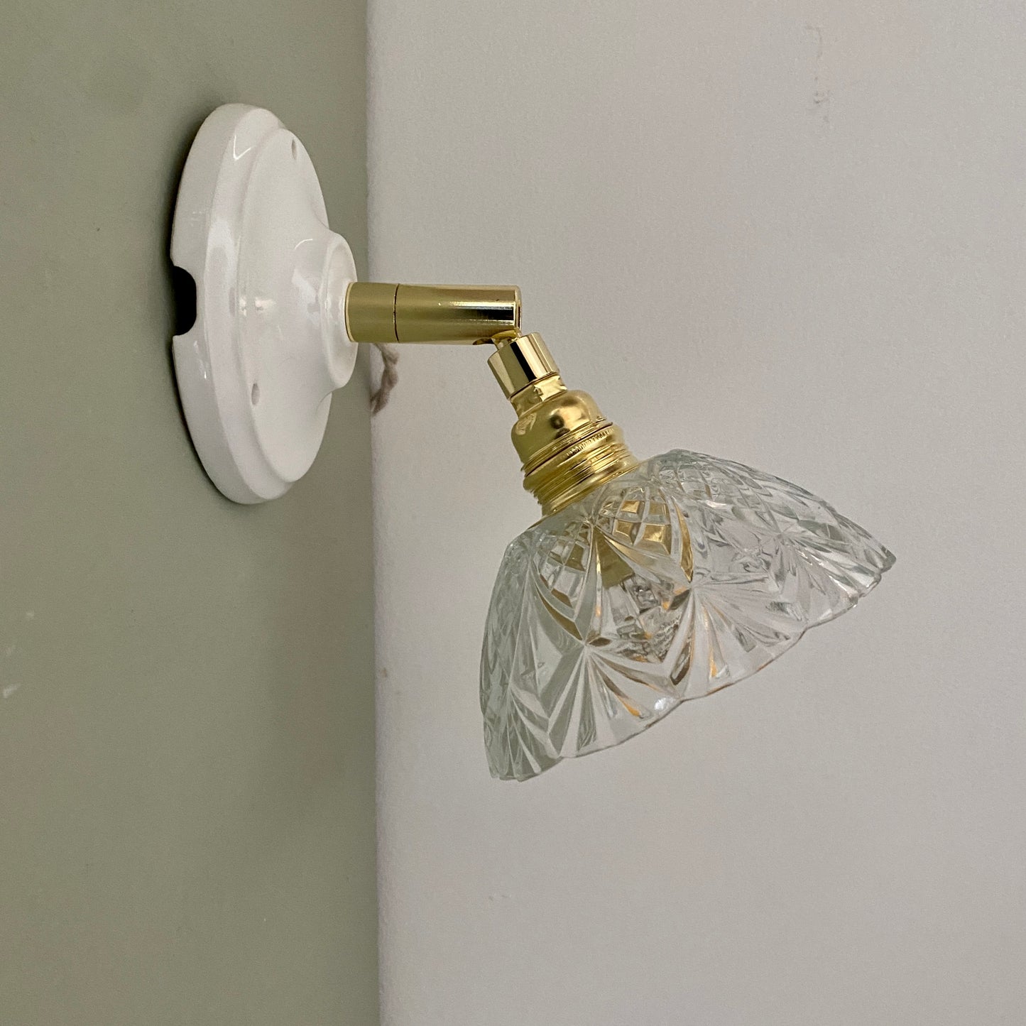 Applique abat-jour vintage en verre ciselé - collection vaisselle -