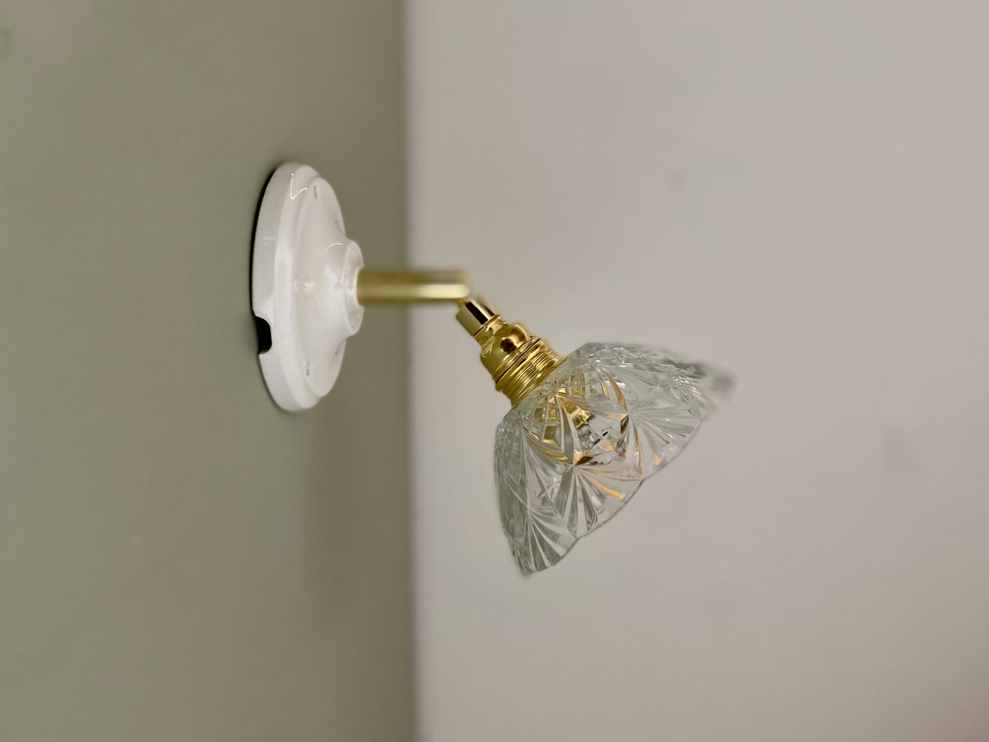 Applique abat-jour vintage en verre ciselé - collection vaisselle -