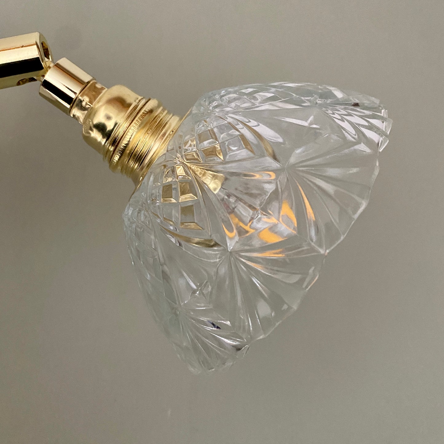Applique abat-jour vintage en verre ciselé - collection vaisselle -