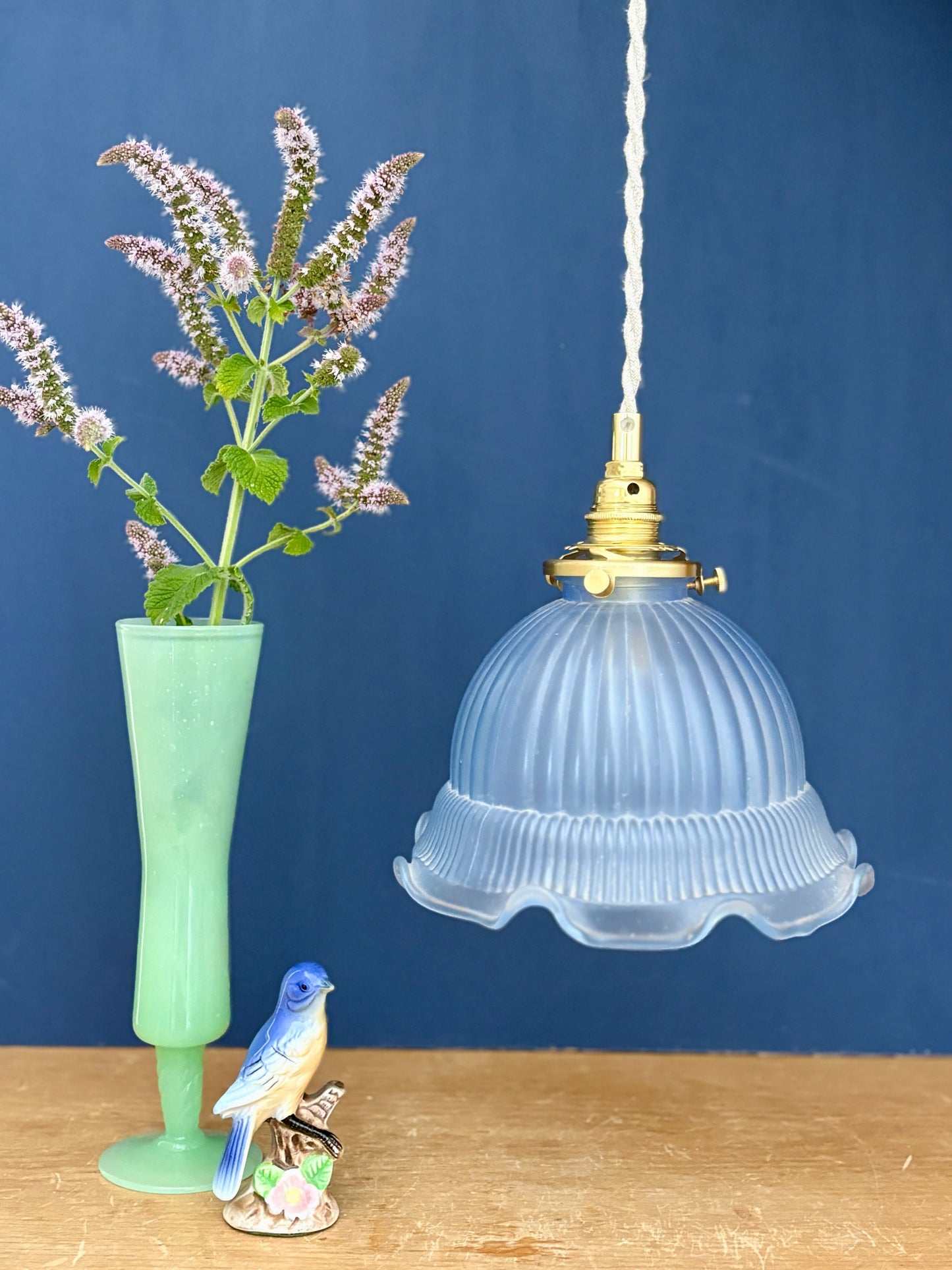 Suspension abat-jour vintage en verre bleu