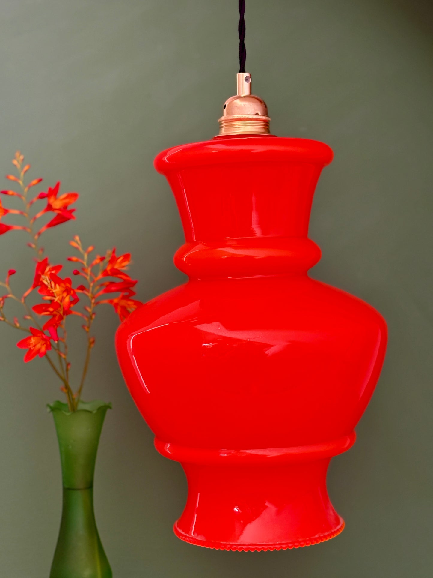 Suspension globe vintage XL en opaline orange