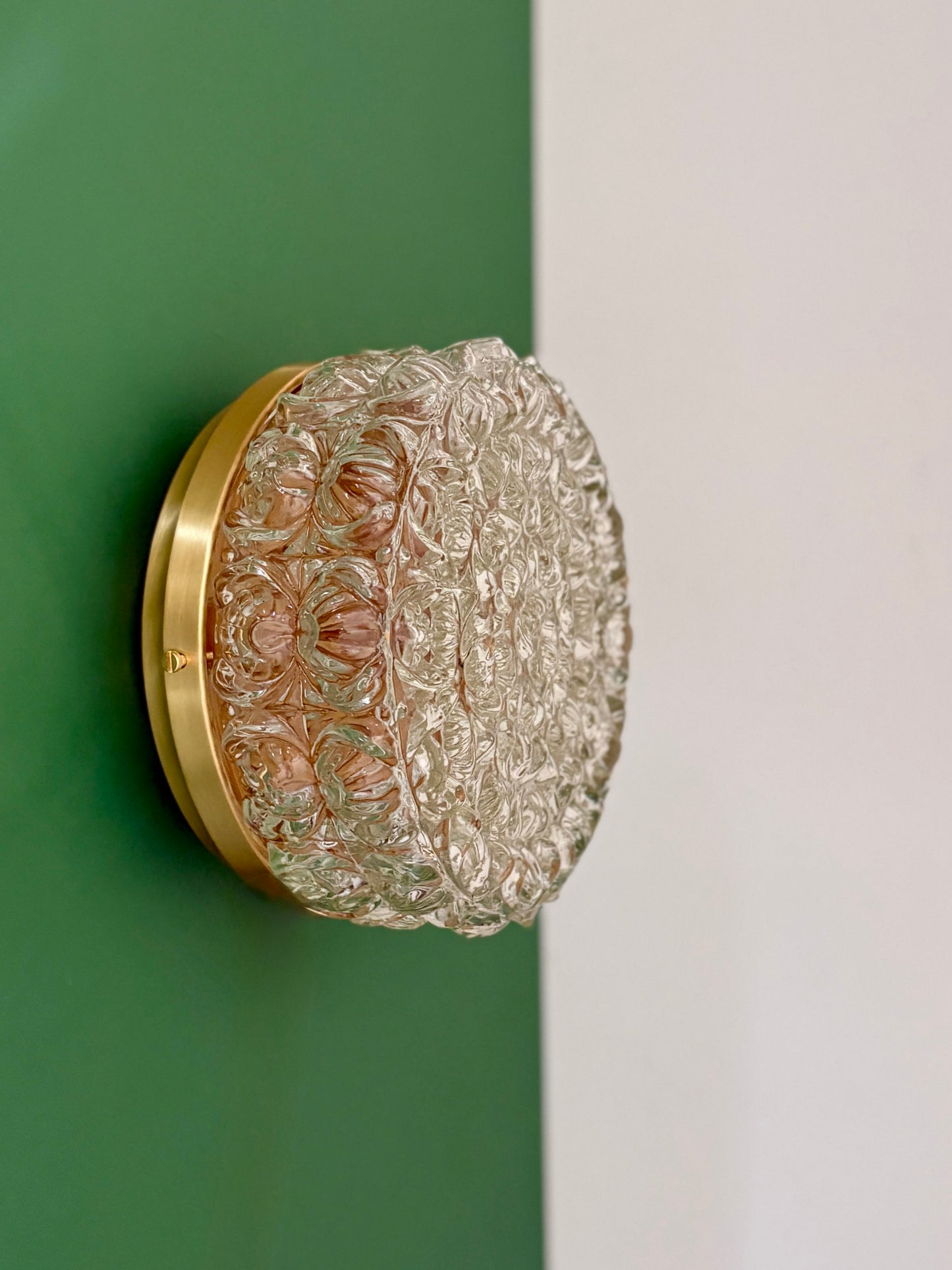 Applique ou plafonnier globe vintage en verre moulé (PLAF13)