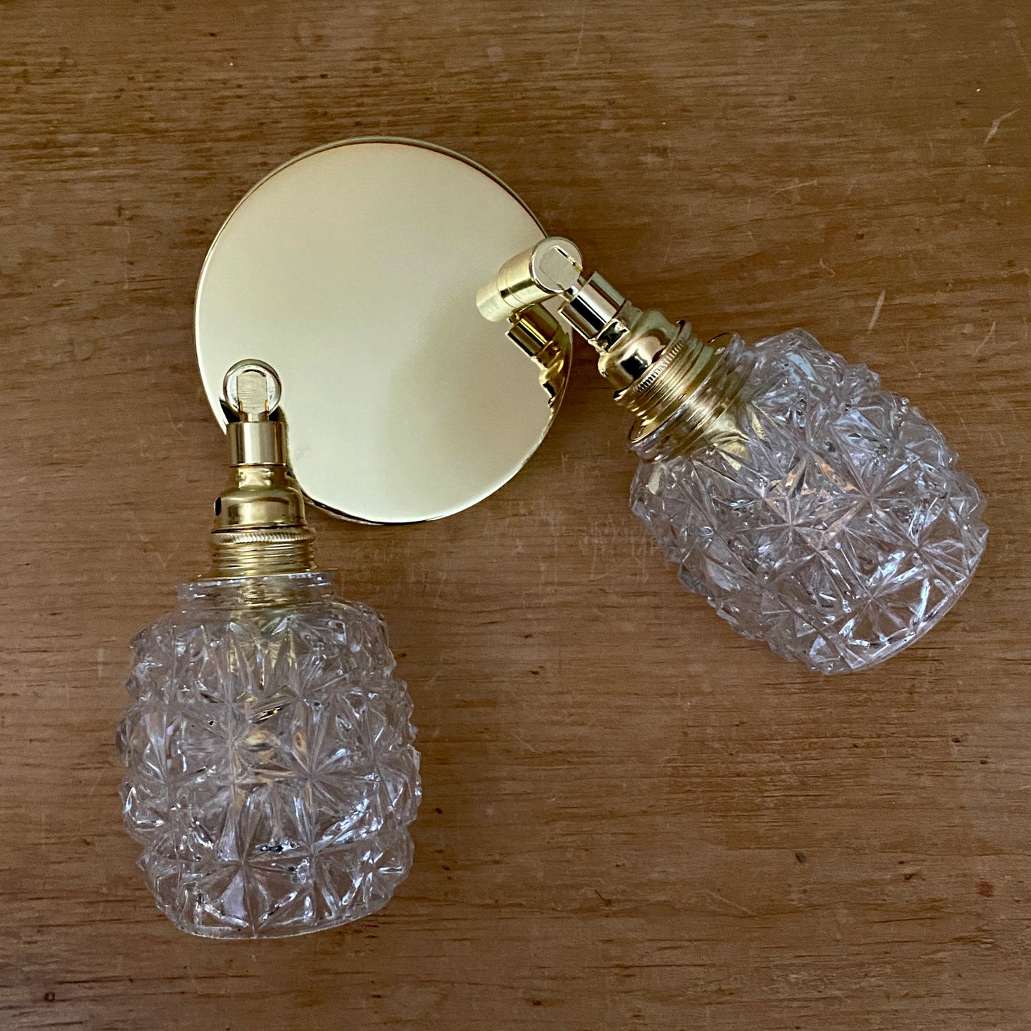 Applique double tulipes vintage en verre moulé