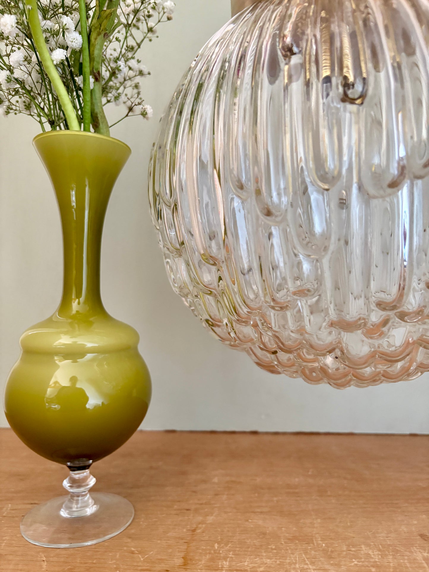 Suspension globe vintage XL en verre moulé