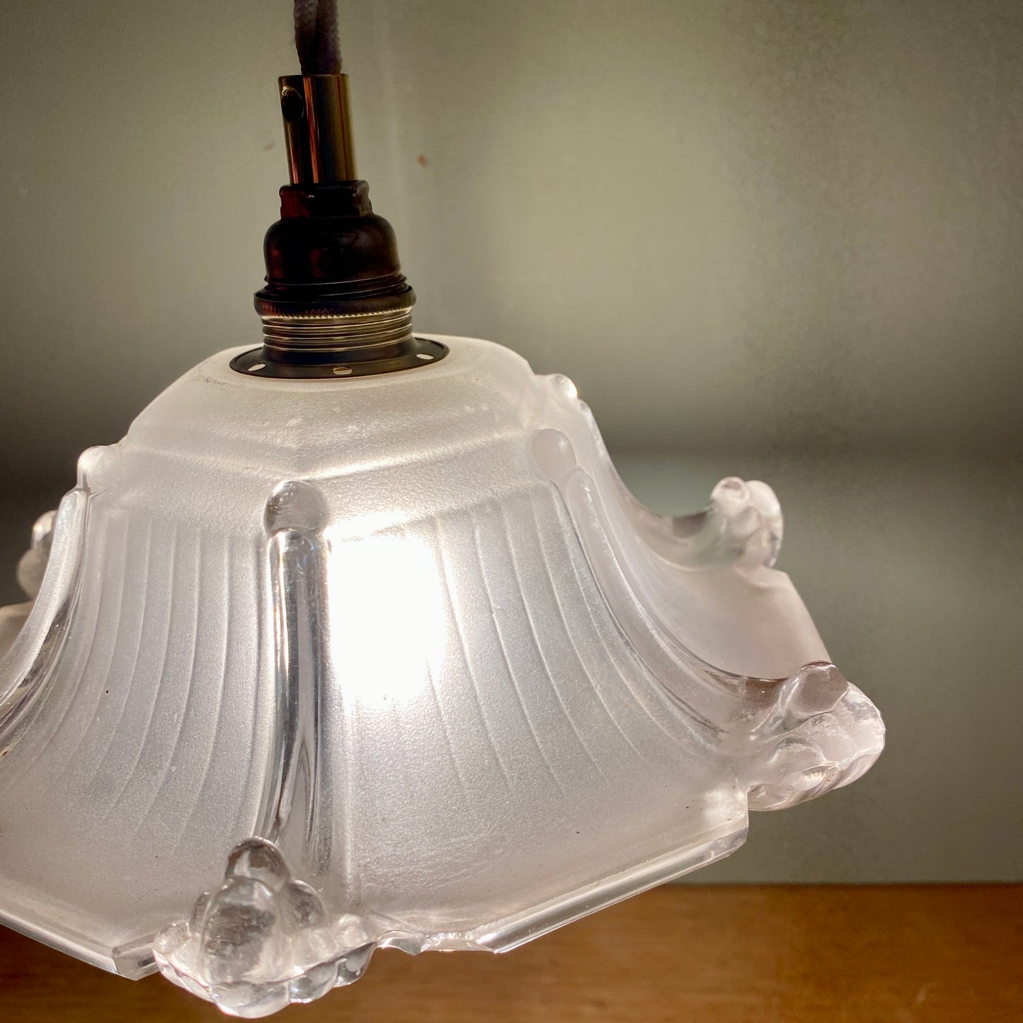 Suspension abat-jour vintage en verre dépoli