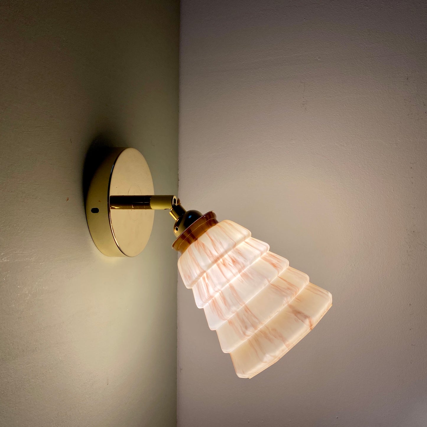 Applique tulipe vintage en verre de clichy effet marbré