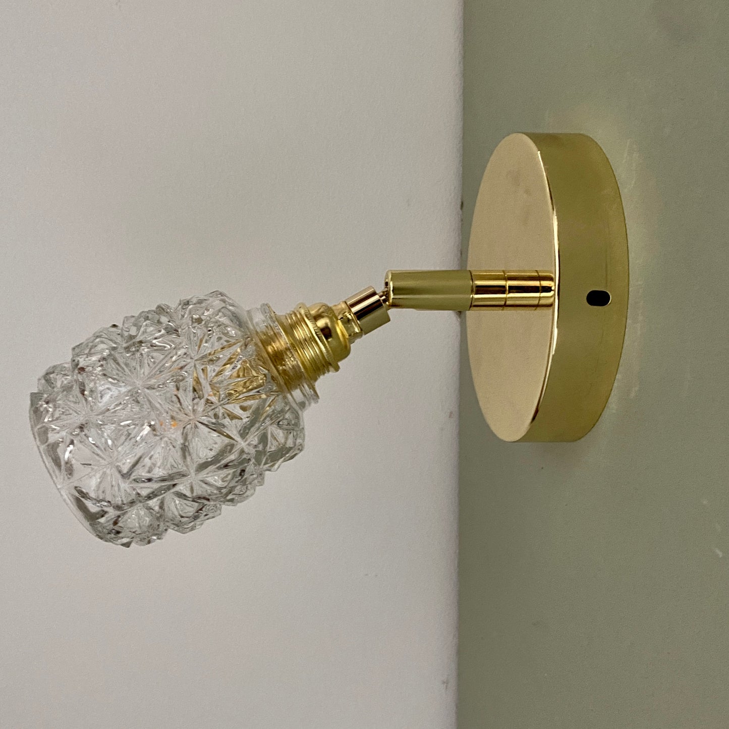 Applique tulipe vintage en verre moulé