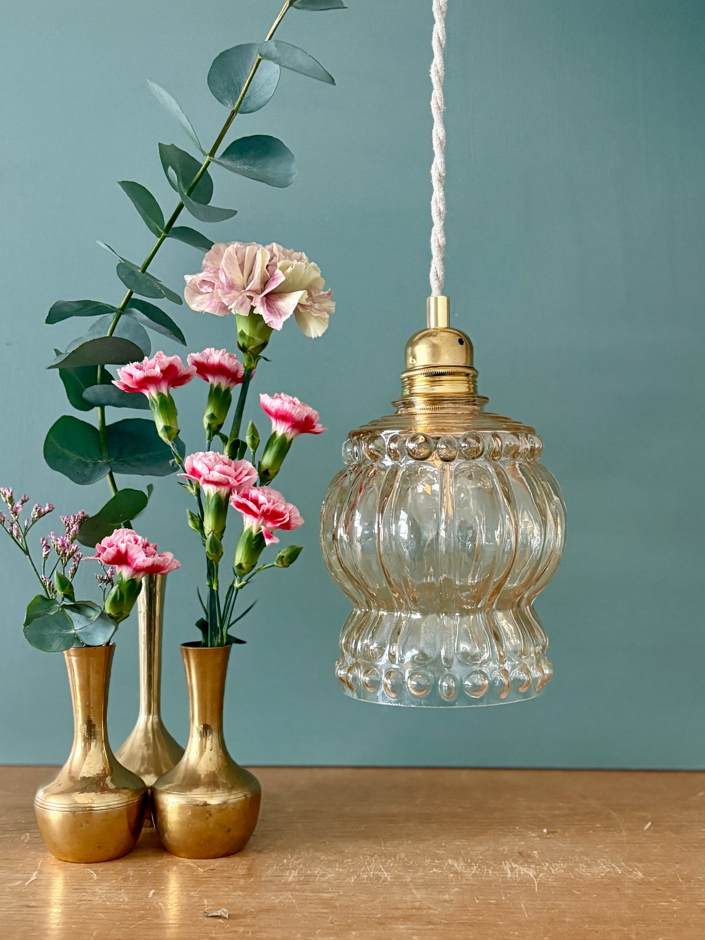 Suspension globe vintage en verre ambré (GA1)