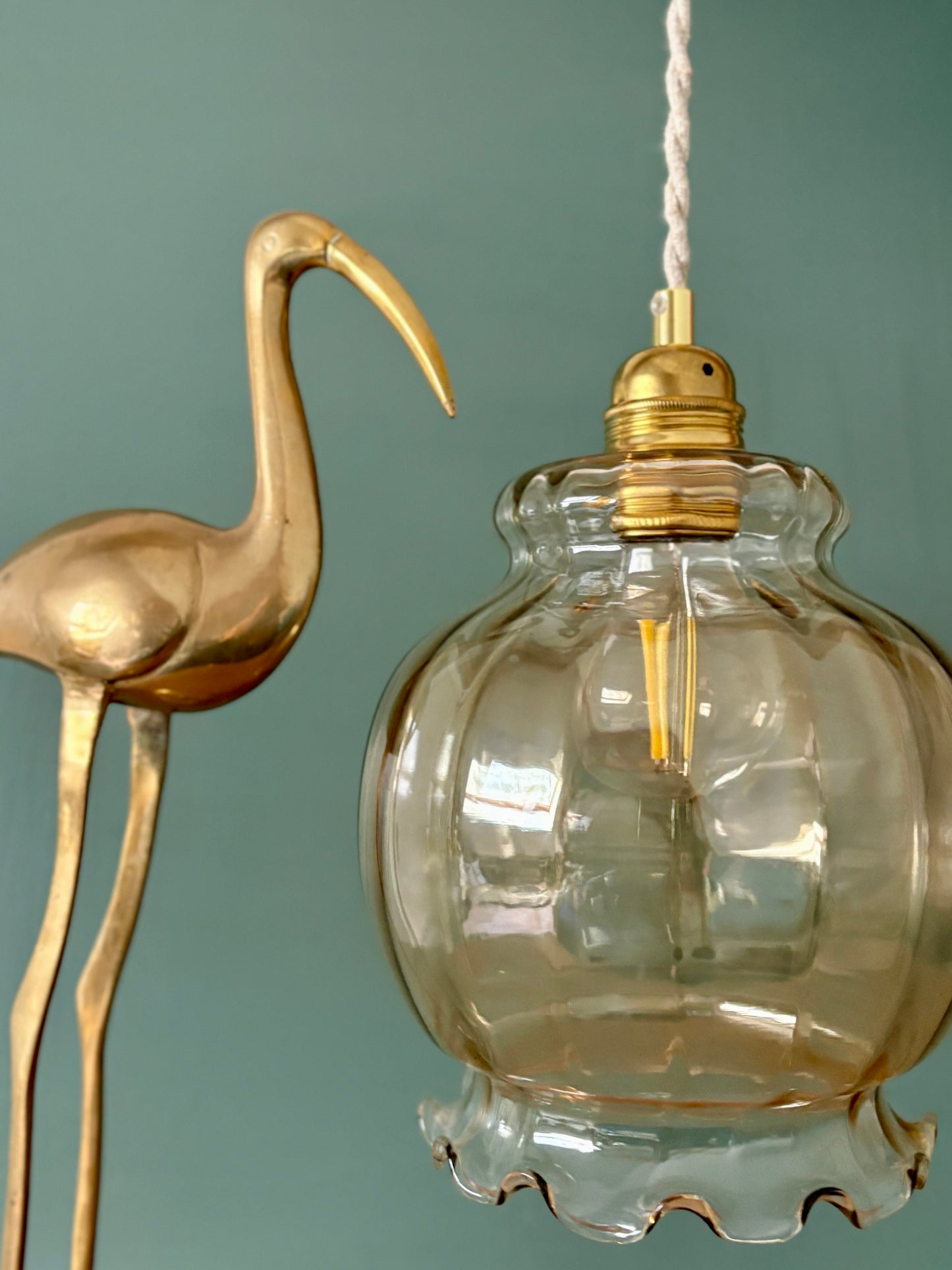 Suspension globe vintage XL en verre ambré (GA3)