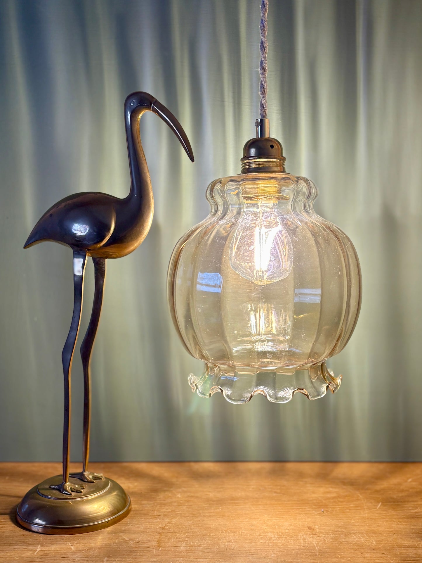 Suspension globe vintage XL en verre ambré (GA3)