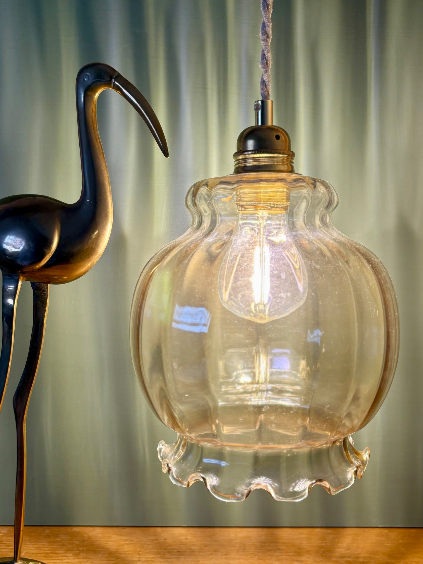 Suspension globe vintage XL en verre ambré (GA3)