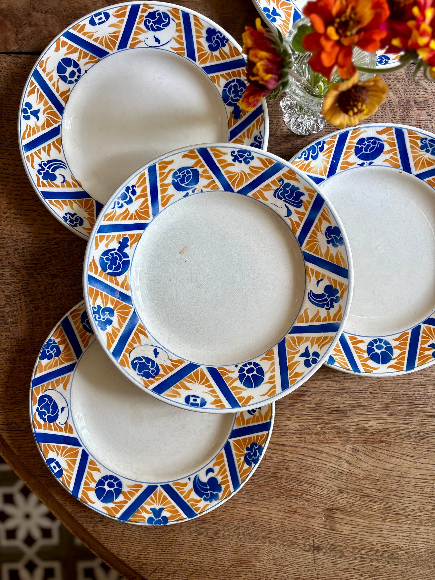 Lot de 8 assiettes plates anciennes - Canada de Moulin des Loups