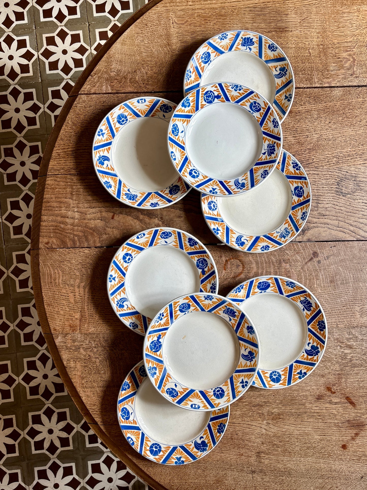 Lot de 8 assiettes plates anciennes - Canada de Moulin des Loups