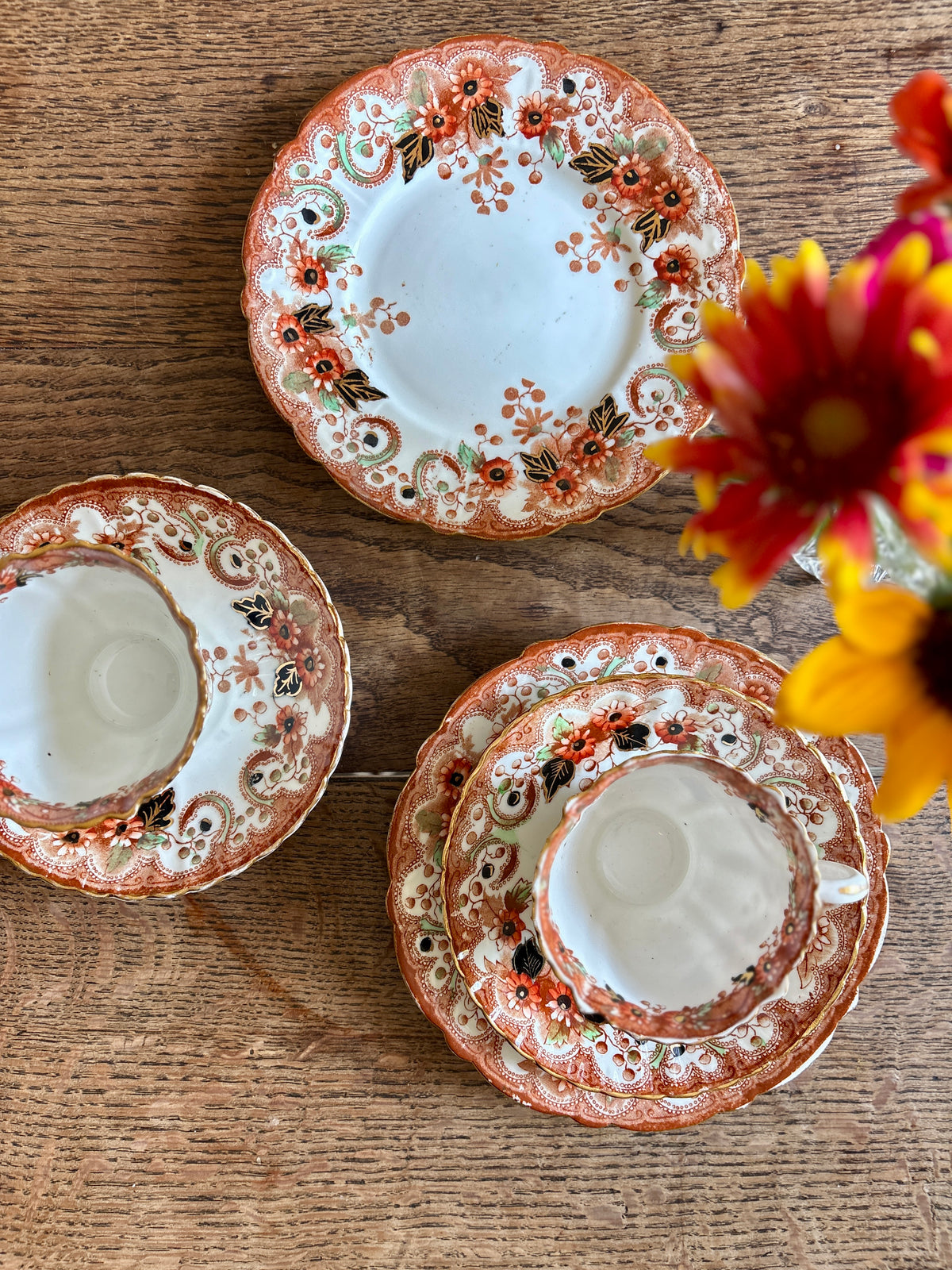 Lot de 2 tasses et assiettes anciennes en porcelaine Anglaise