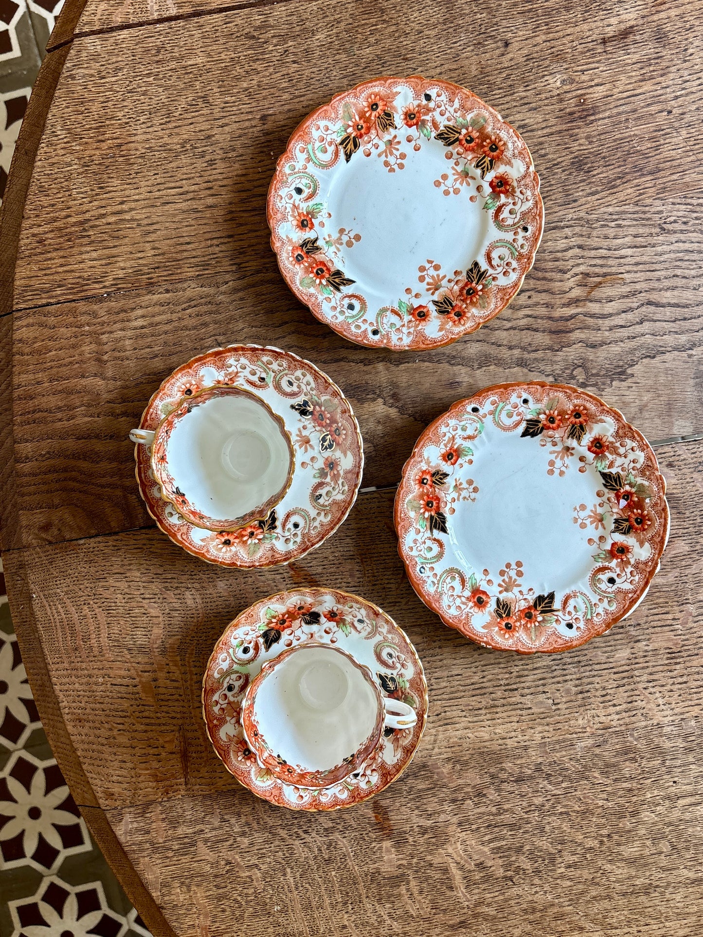 Lot de 2 tasses et assiettes anciennes en porcelaine Anglaise