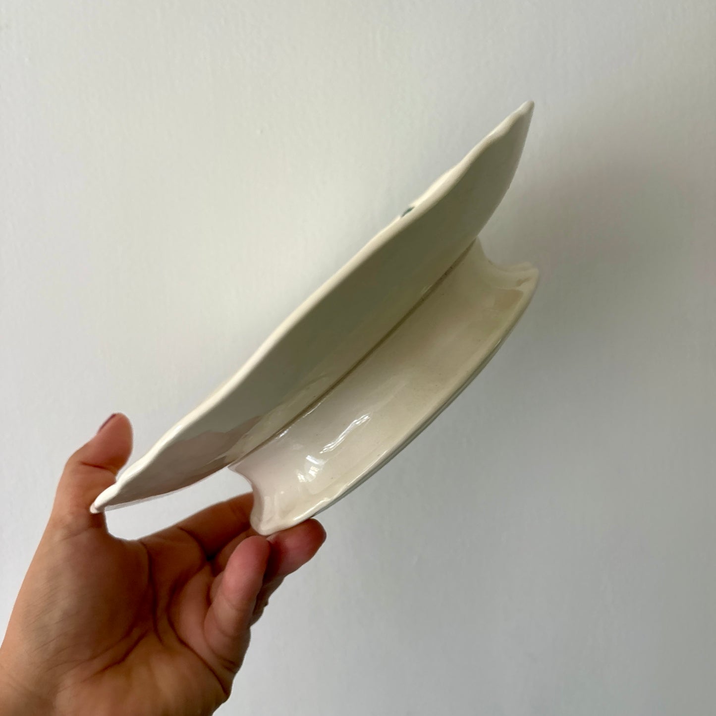 Compotier ou assiette à pied ancienne en terre de fer -Villey de Longchamp (PM)