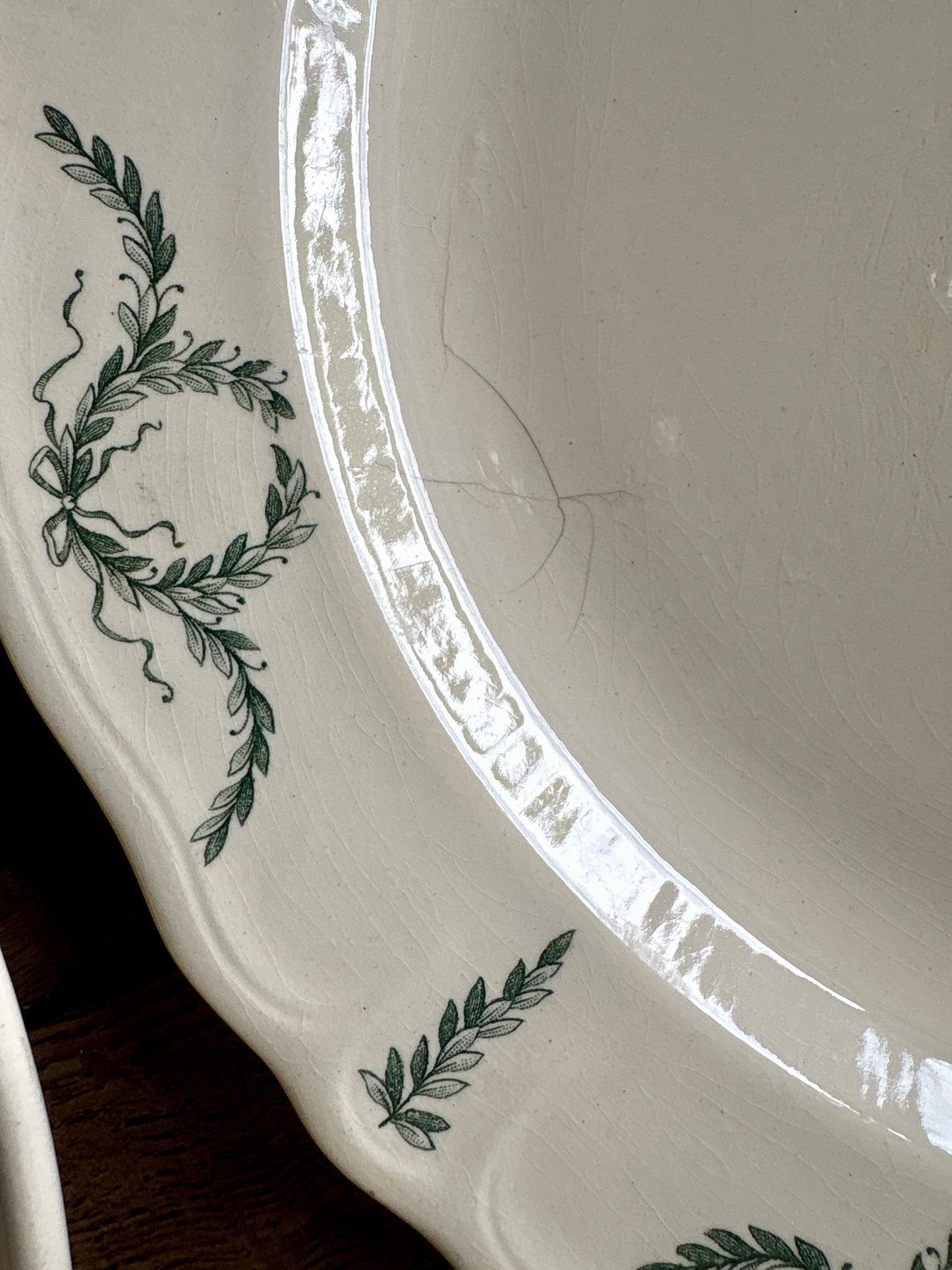 Lot de 2 plats ancien en terre de fer - Villey de Longchamp