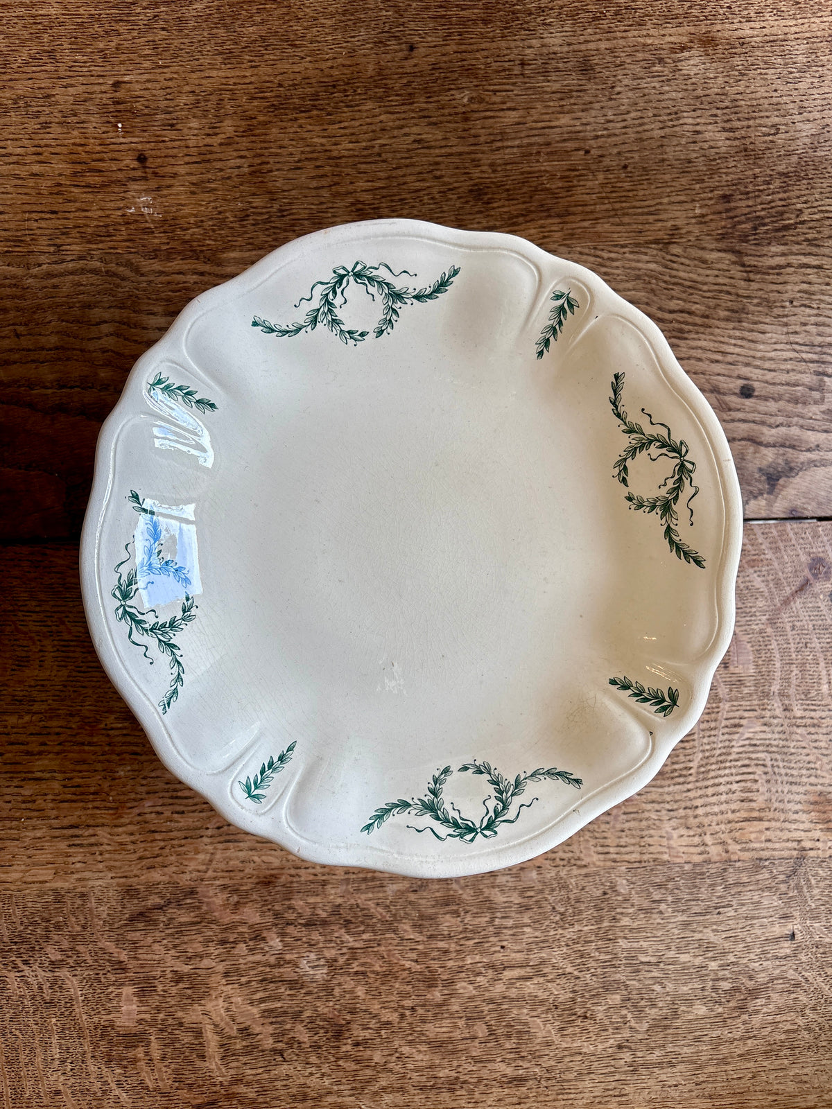 Compotier ou assiette à pied ancienne en terre de fer -Villey de Longchamp
