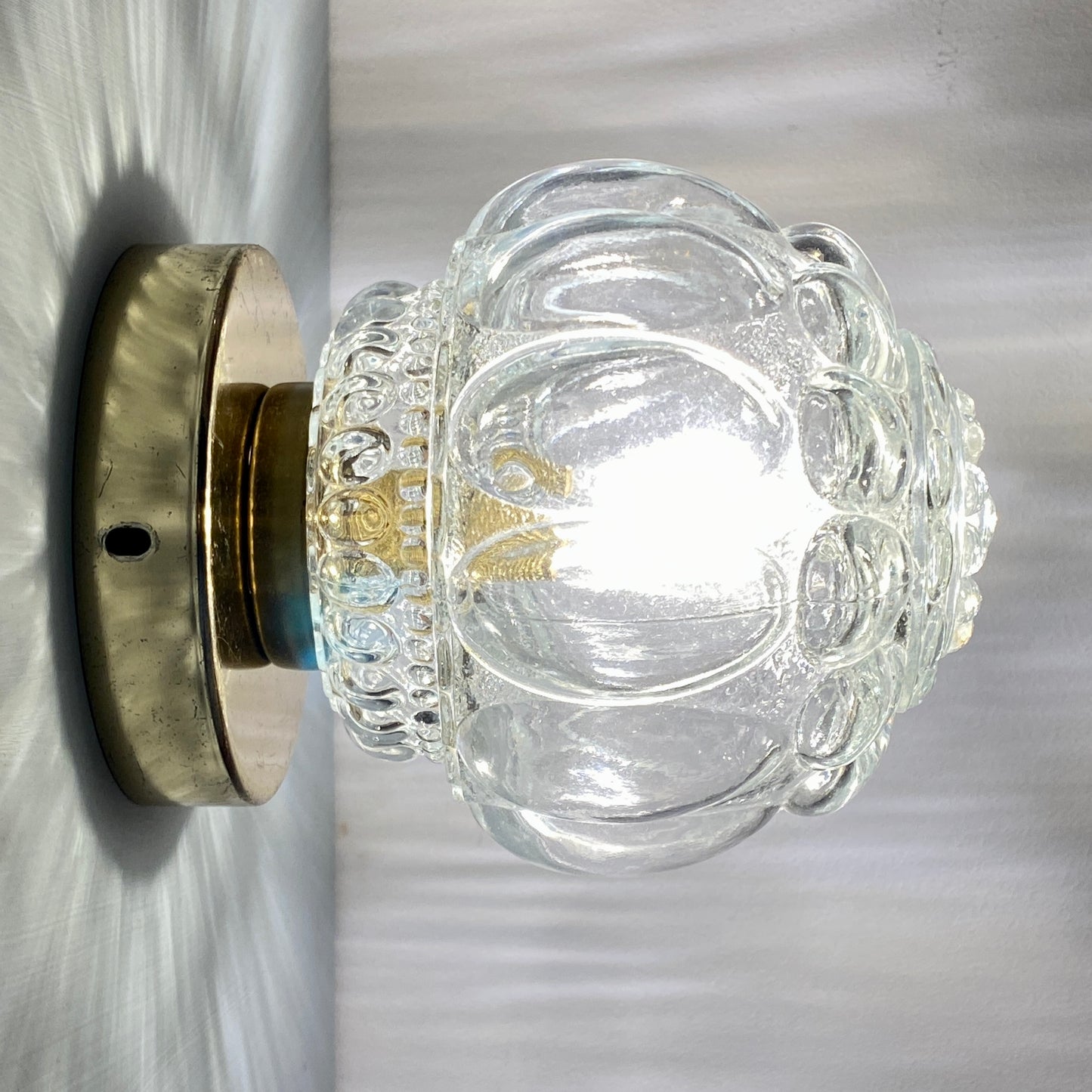 Applique ou plafonnier globe vintage en verre