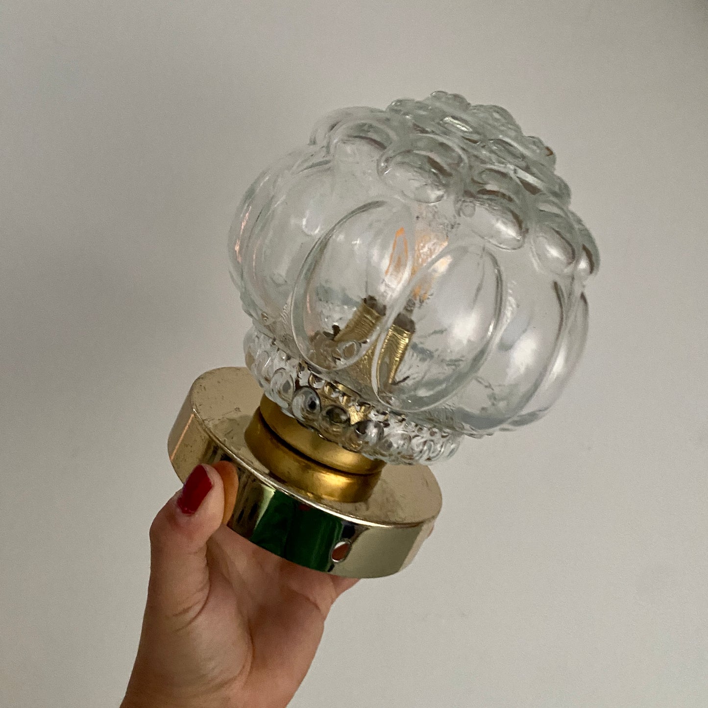 Applique ou plafonnier globe vintage en verre
