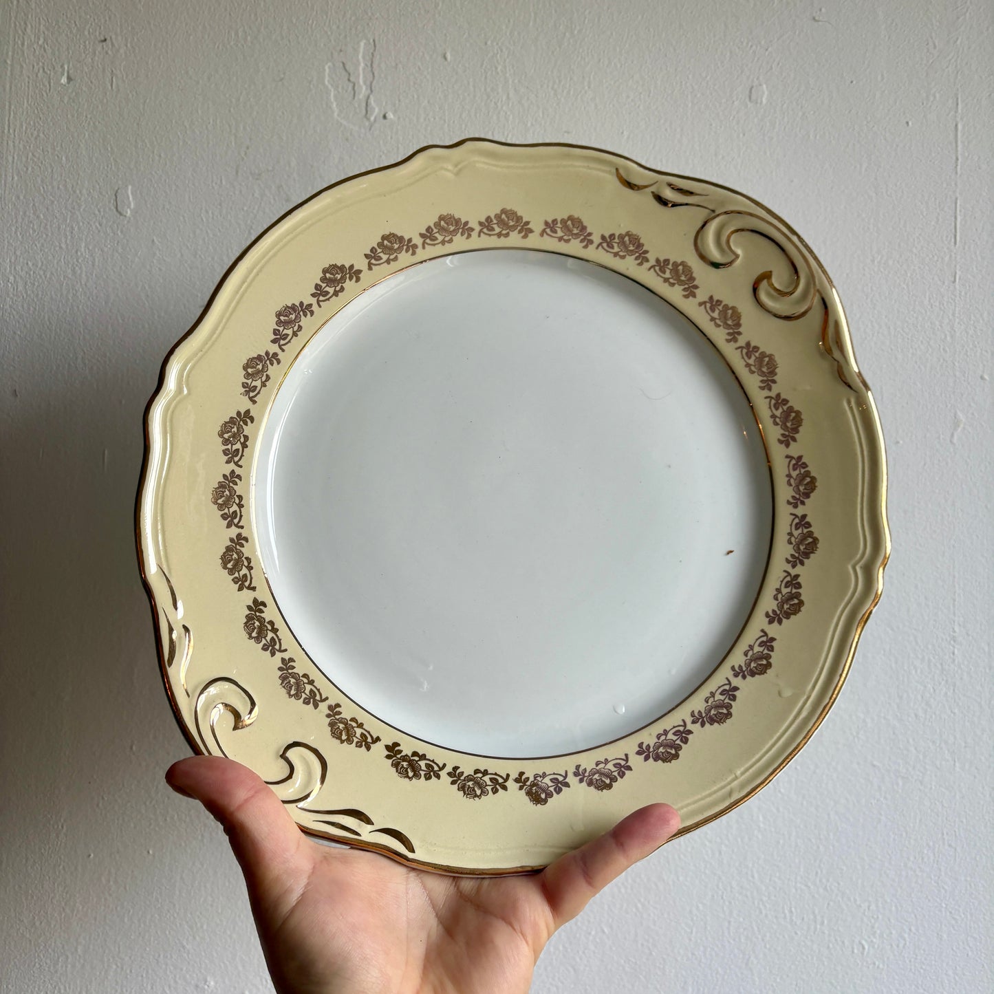 Service à gâteau vintage l'Amandinoise jaune et or