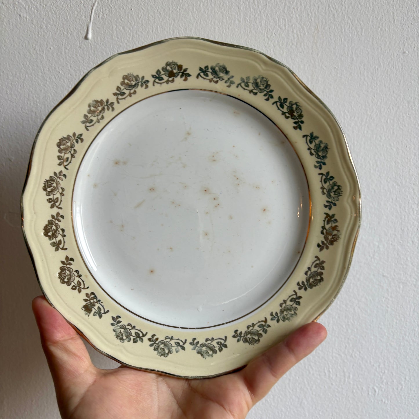 Service à gâteau vintage l'Amandinoise jaune et or