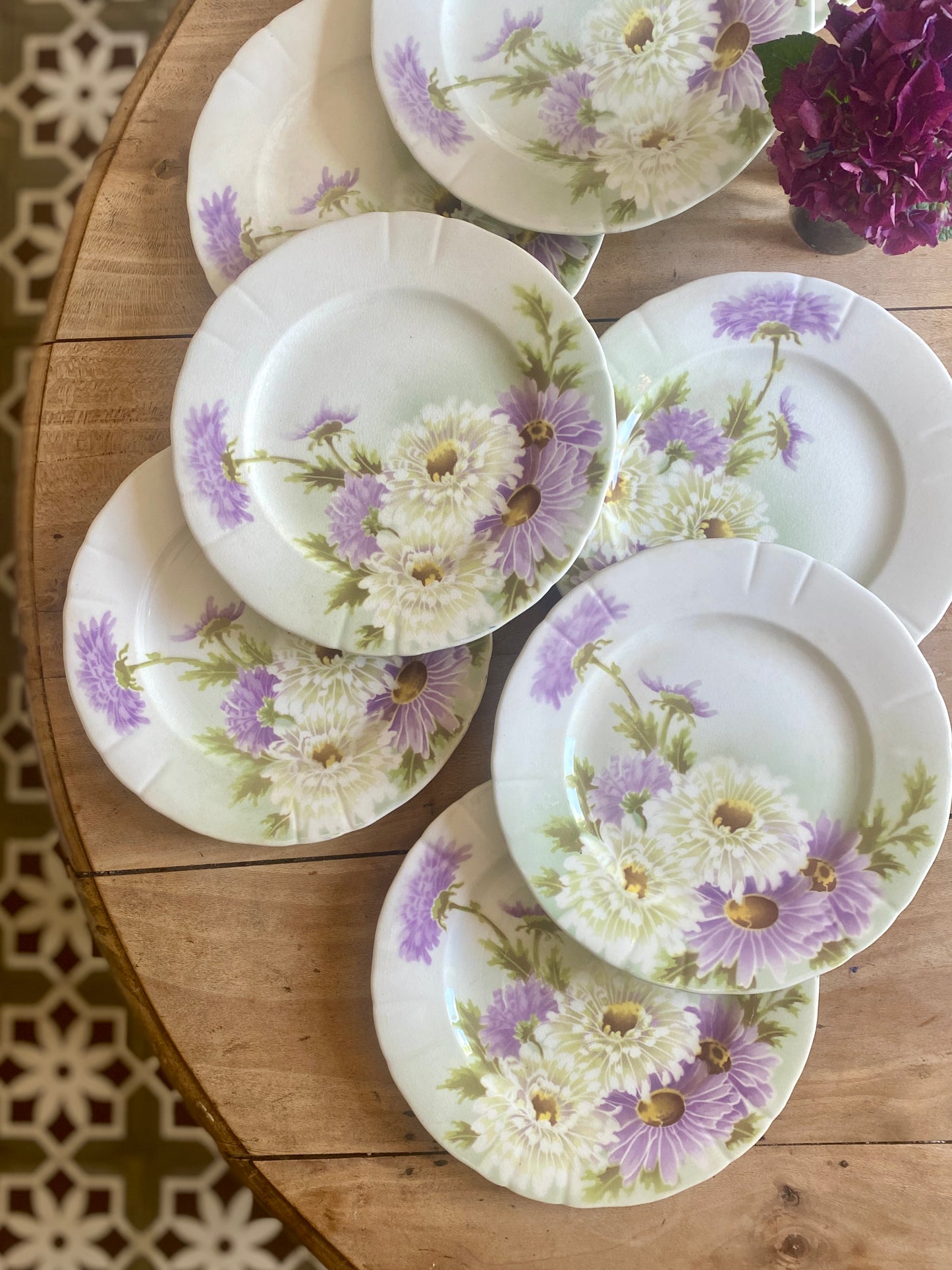 Lot de 8 assiettes plates anciennes - Reine Marguerite de Lunéville