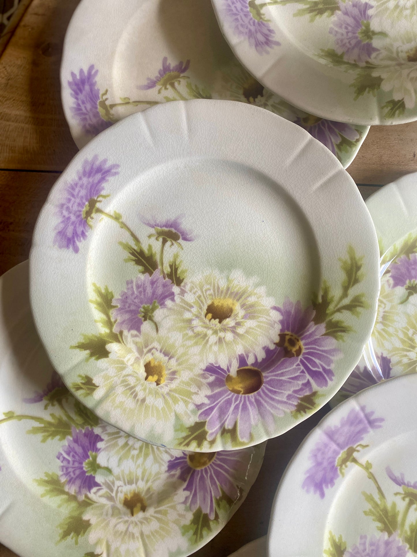 Lot de 8 assiettes plates anciennes - Reine Marguerite de Lunéville