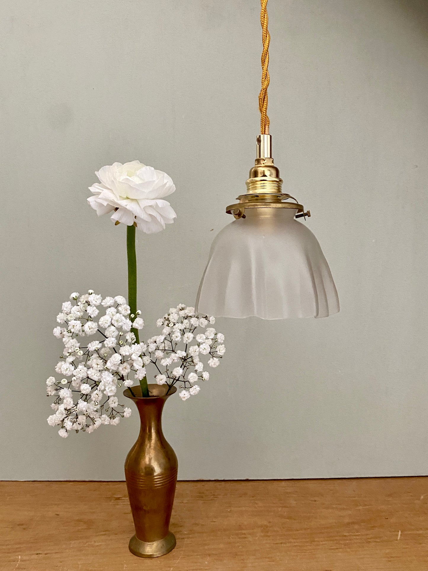 Baladeuse tulipe vintage en verre dépoli