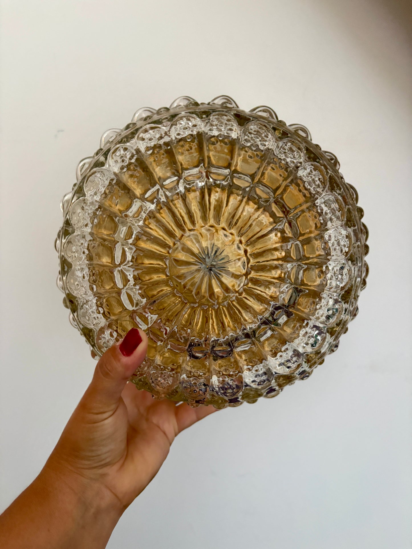 Applique ou plafonnier globe vintage en verre moulé (PLAF20)