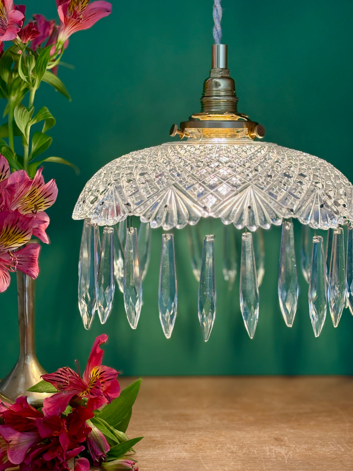 Suspension abat-jour vintage en verre avec pampilles