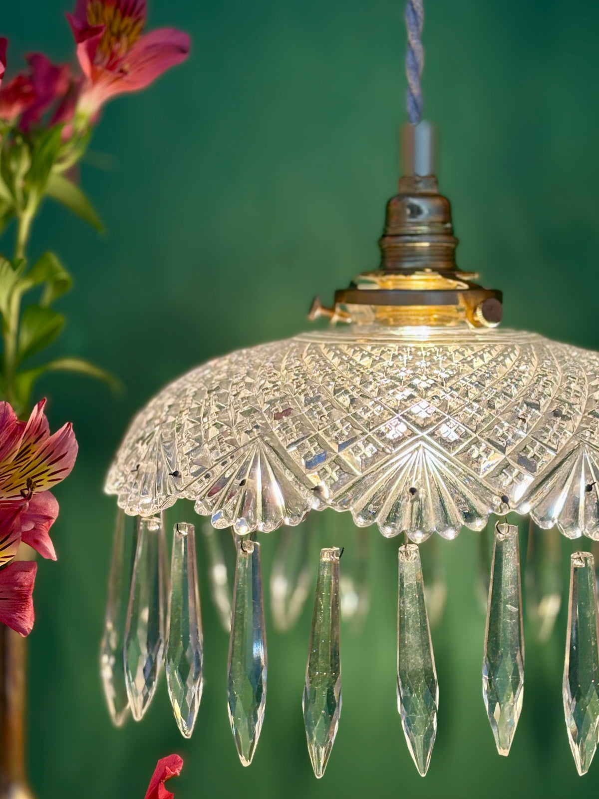 Suspension abat-jour vintage en verre avec pampilles
