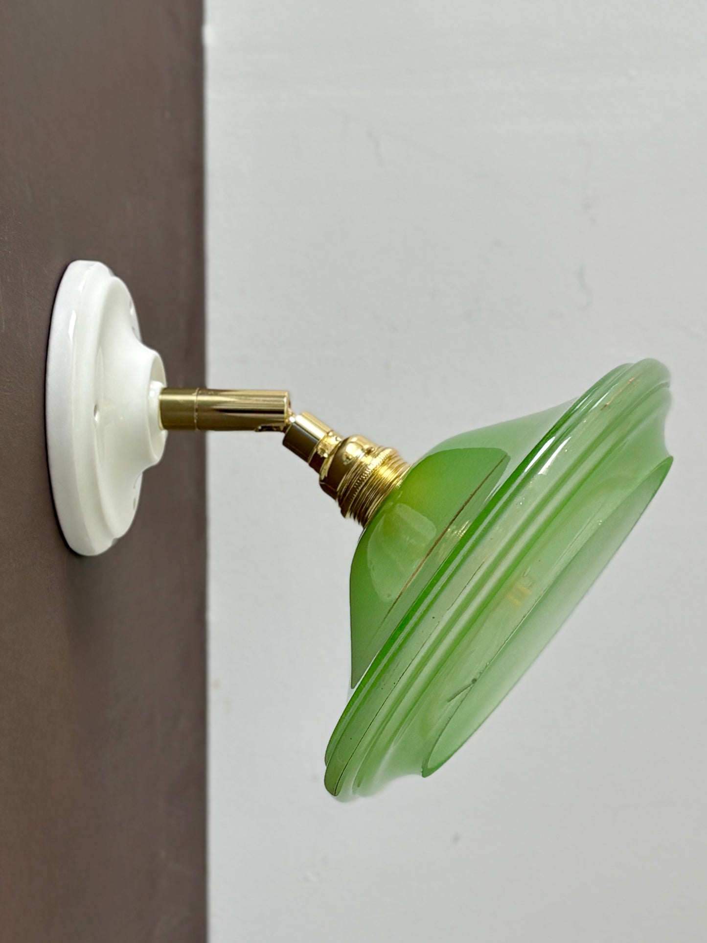 Applique abat-jour vintage en verre vert et or