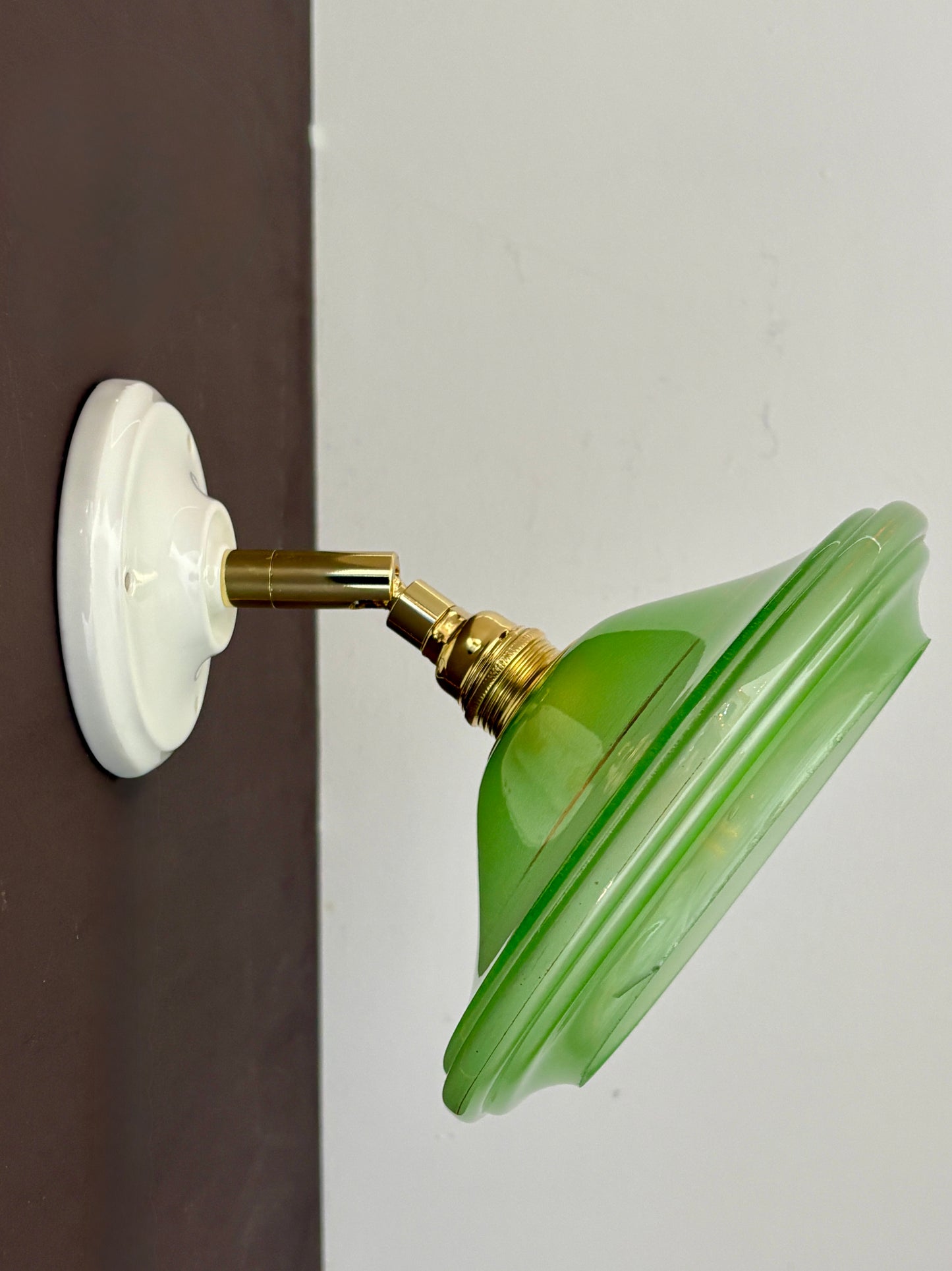 Applique abat-jour vintage en verre vert et or